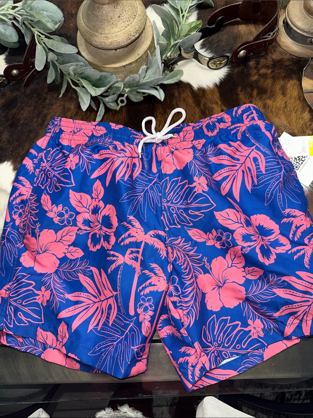 NWT Trunks Men’s Blue Swim Trunks with Pink Tropical Print